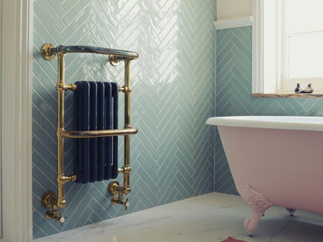 5 Cheap DIY Bathroom Cleaners